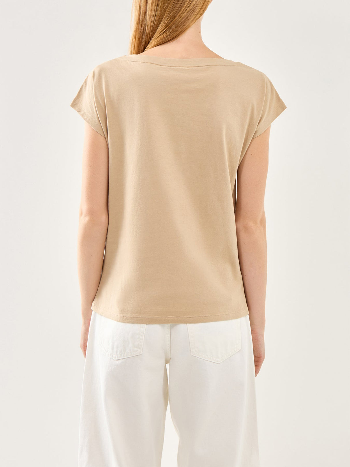 Grieta Short Sleeve T-Shirt
