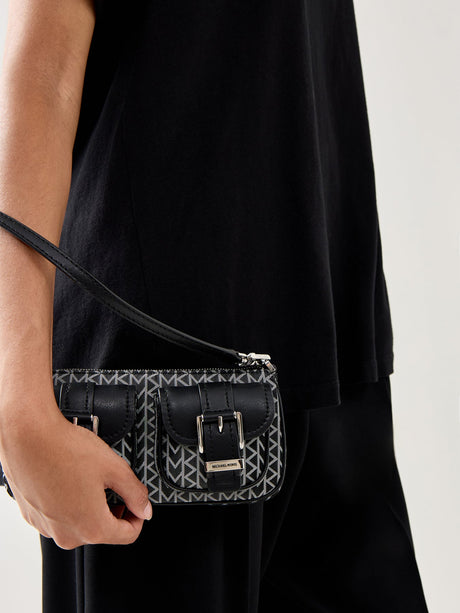 Zoe 2000 Signature Conv Pouchette
