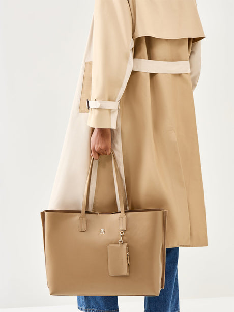 TH Distinct Tote