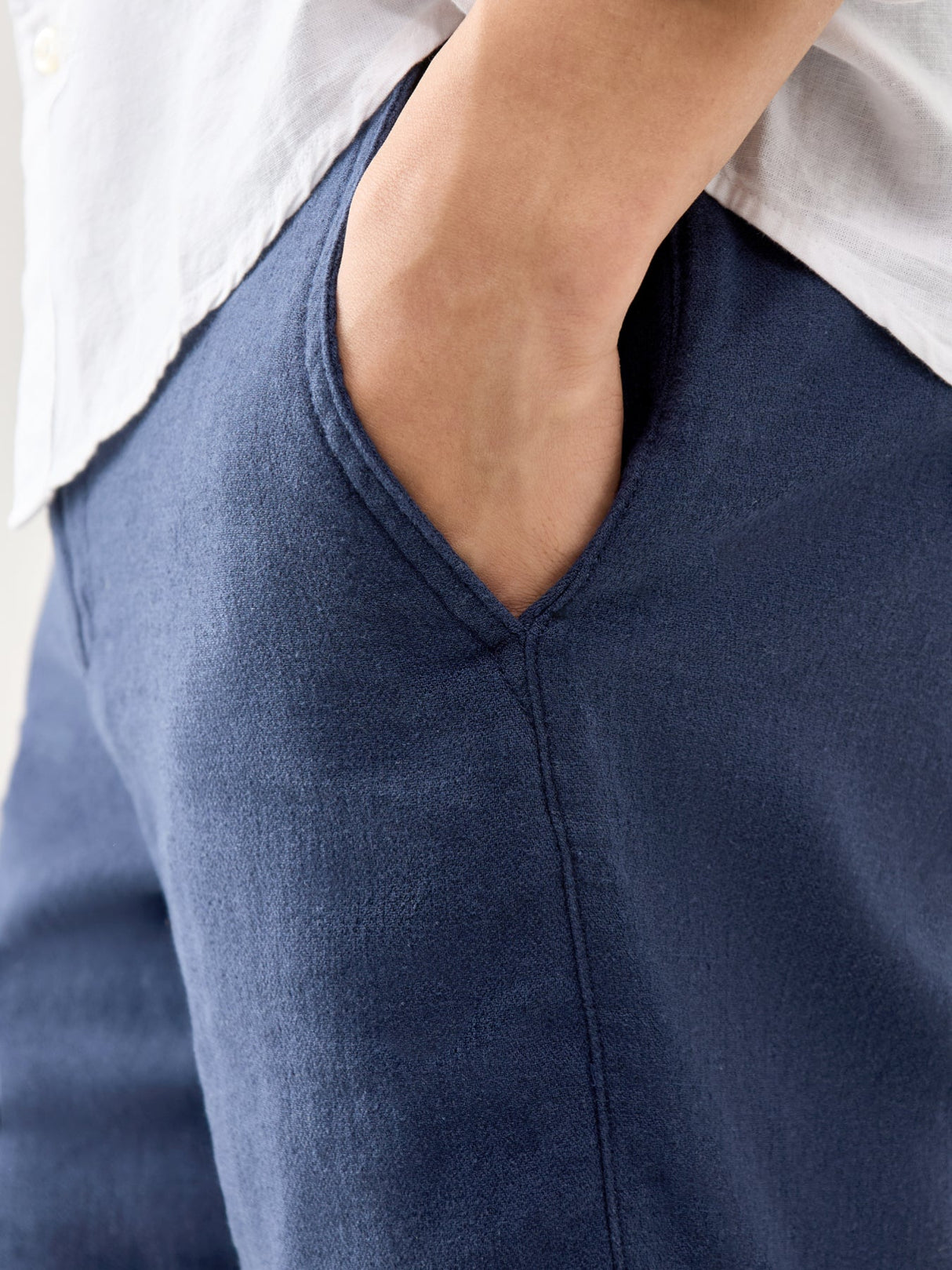 Regular-Brody Linen Shorts