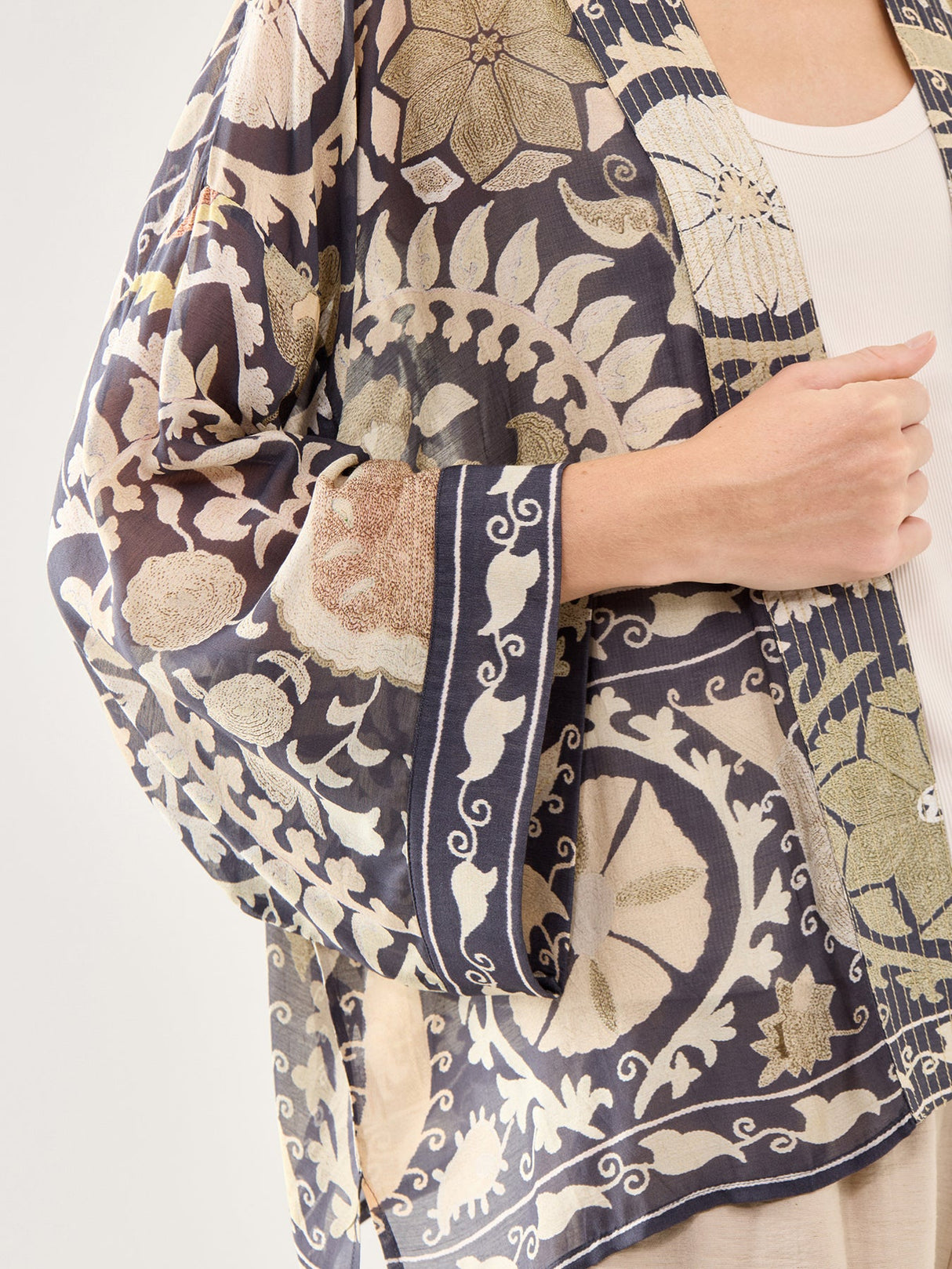 Susani Short Kimono